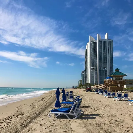 Condominium Sunny Isles Ocean Reserve